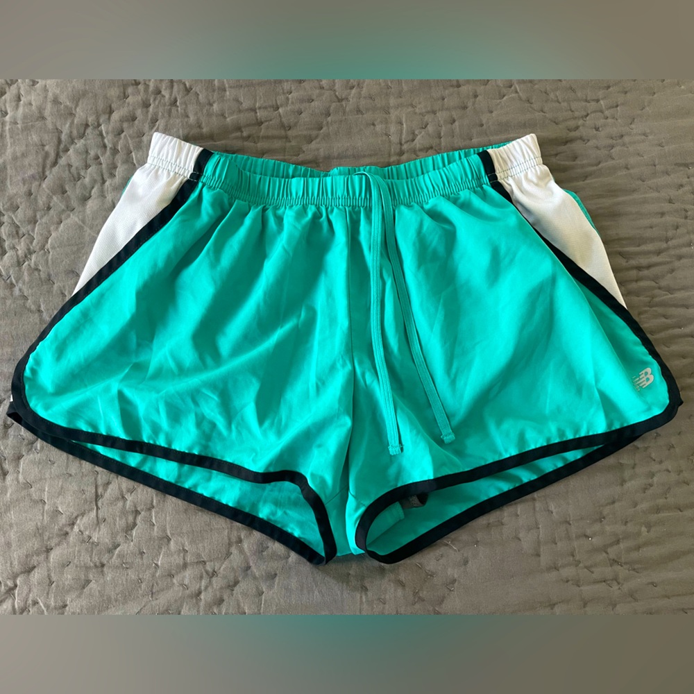 New Balance Teal Black White Athletic Running Shorts Built-In Liner Brief Medium